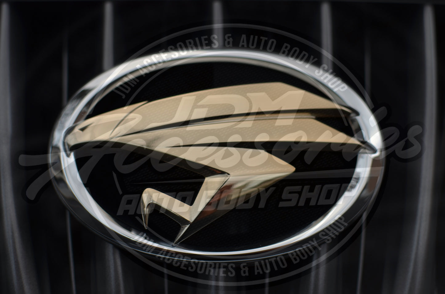 Emblema Harrier Toyota Corolla 2003-2008 para parrilla Altis o tapa de baúl